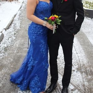 Prom gown